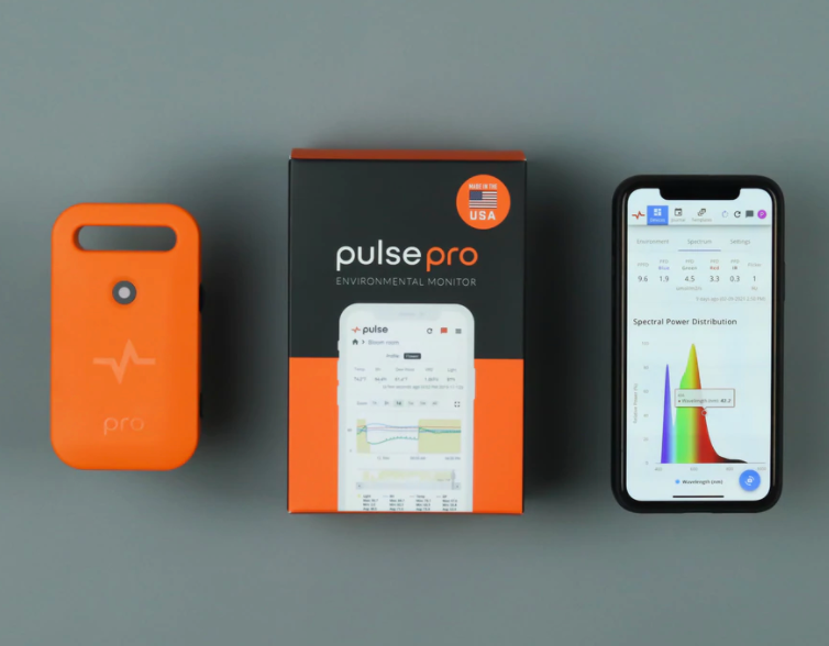Pulse PRO Smart Environmental Monitor