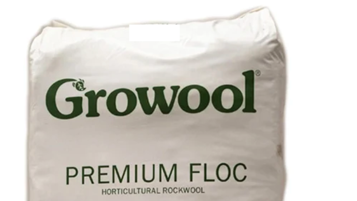 Growool Floc 6.75kg  (Half bag of 13.5kg Premium loose wool)